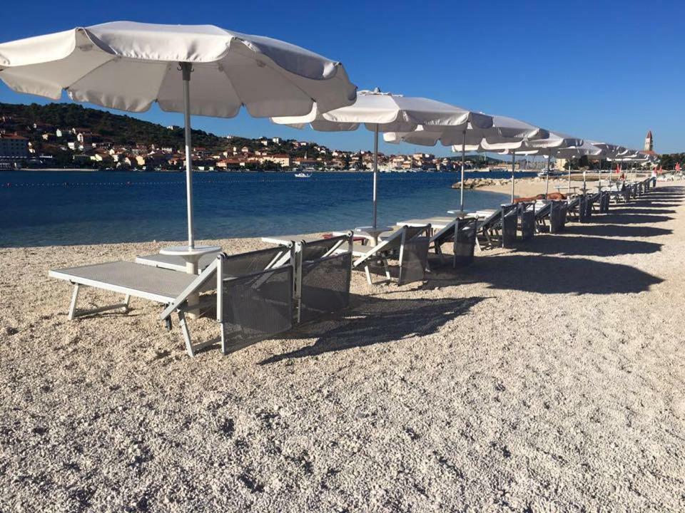 Apartmani Anda Trogir Zewnętrze zdjęcie